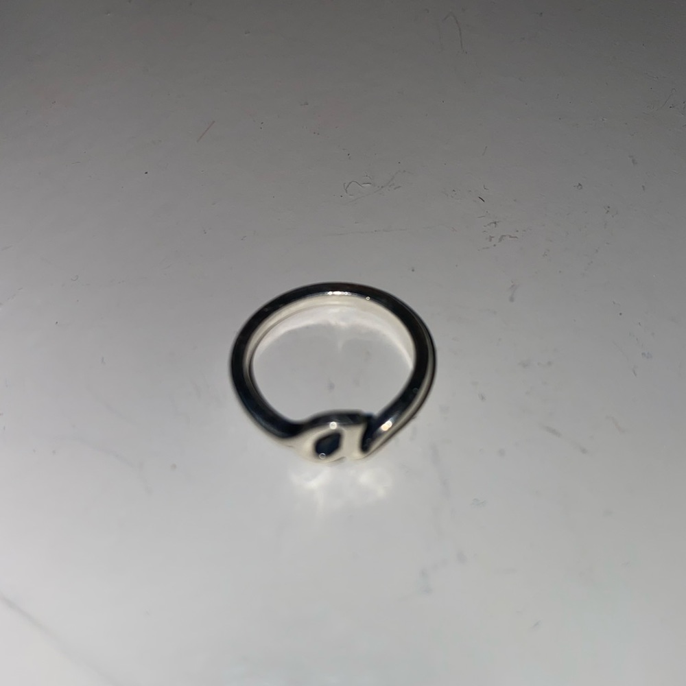 James Avery a initial ring